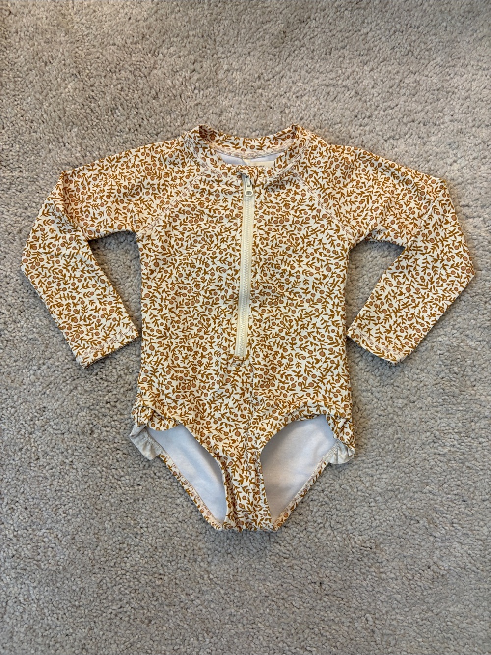 Rylee + Cru long sleeve rash guard